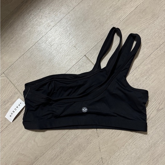 NWT Pacsun Black One Shoulder Sports Bra Size Large - Picture 2 of 5